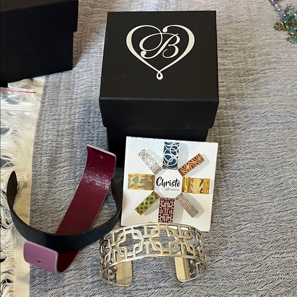 Brighton Silver Geometric Cuff Bracelet w/ 4 color leather straps (2 reversible)